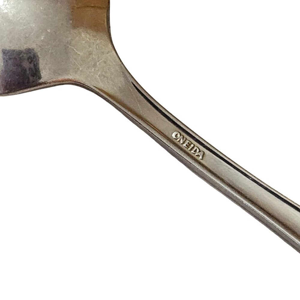 Oneida Katrina Teaspoon 6" stainless floral tip vintage - Picture 8 of 8